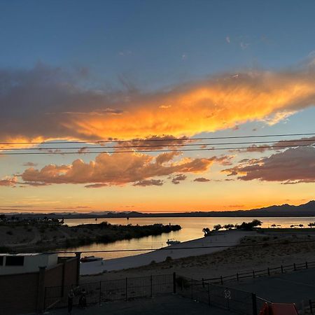 Sway Hotel Lake Havasu City Exterior foto