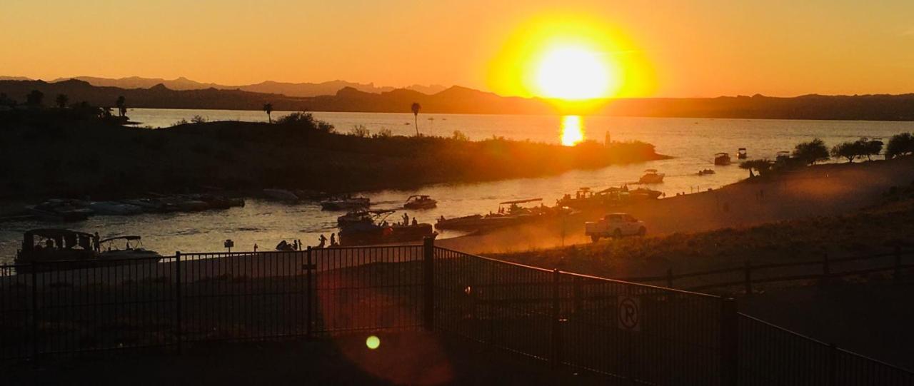 Sway Hotel Lake Havasu City Exterior foto