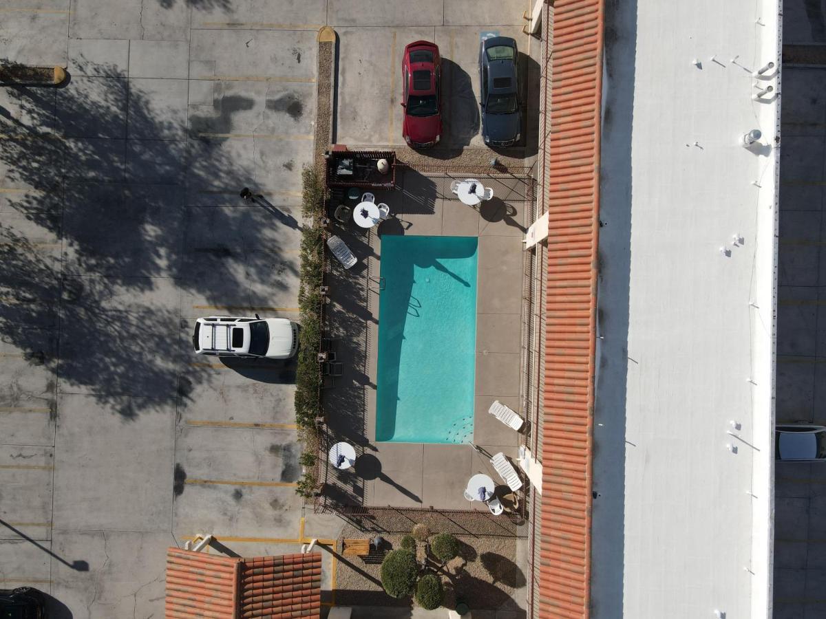 Sway Hotel Lake Havasu City Exterior foto