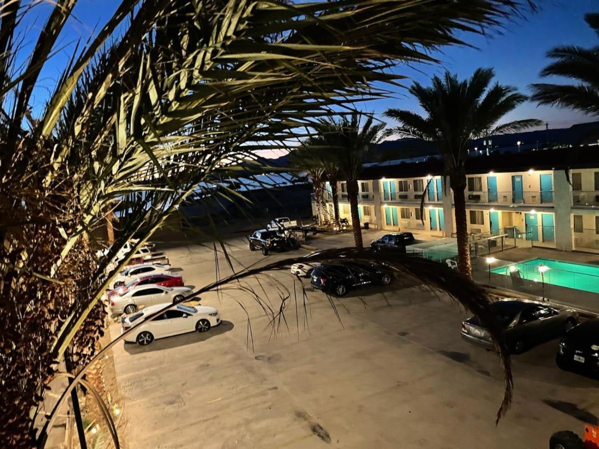 Sway Hotel Lake Havasu City Exterior foto