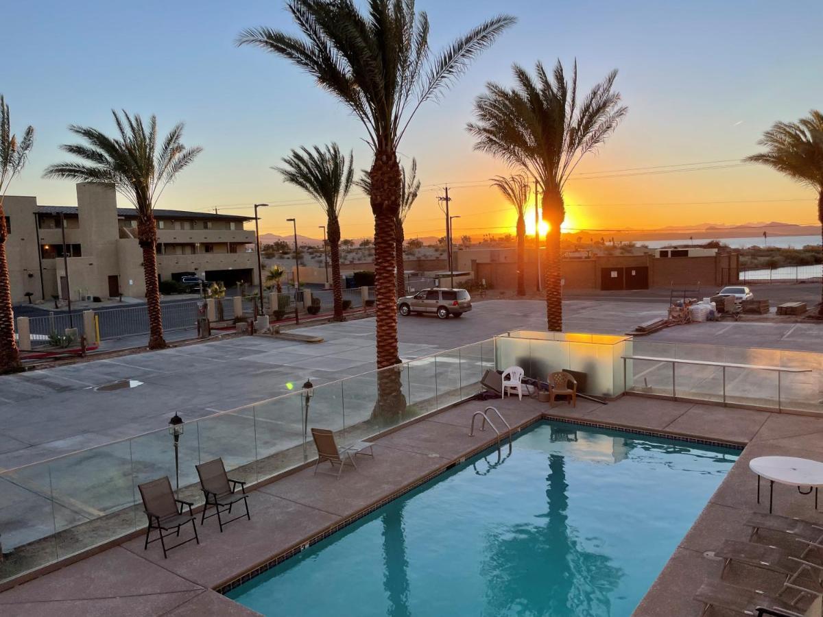 Sway Hotel Lake Havasu City Exterior foto
